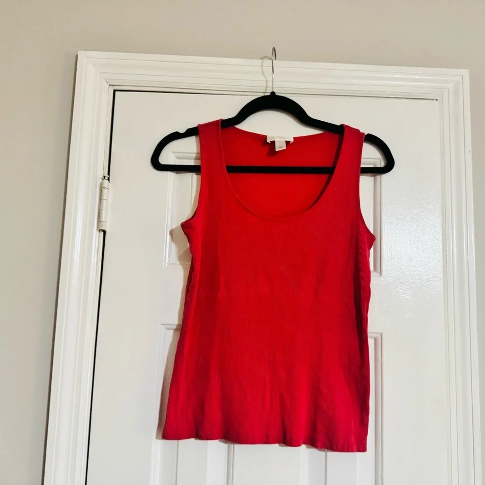 👑 MEDIUM LOFT Vibrant Red Tank Top by - Picture 7 of 10